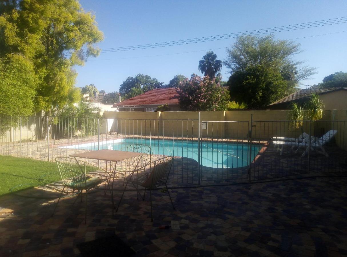 10 On Fairview B&B Paarl Buitenkant foto