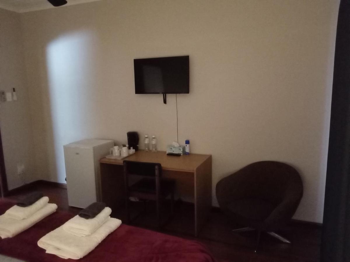 10 On Fairview B&B Paarl Buitenkant foto