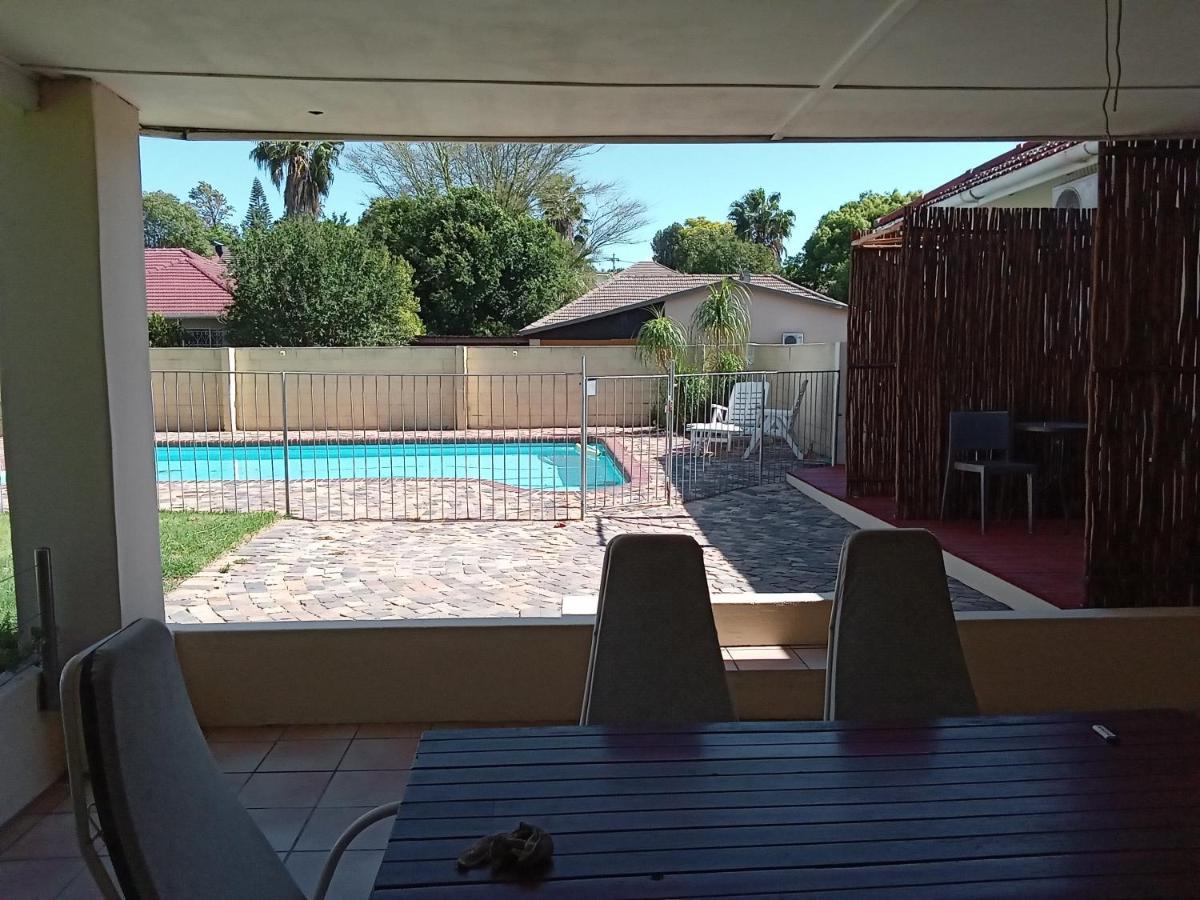 10 On Fairview B&B Paarl Buitenkant foto